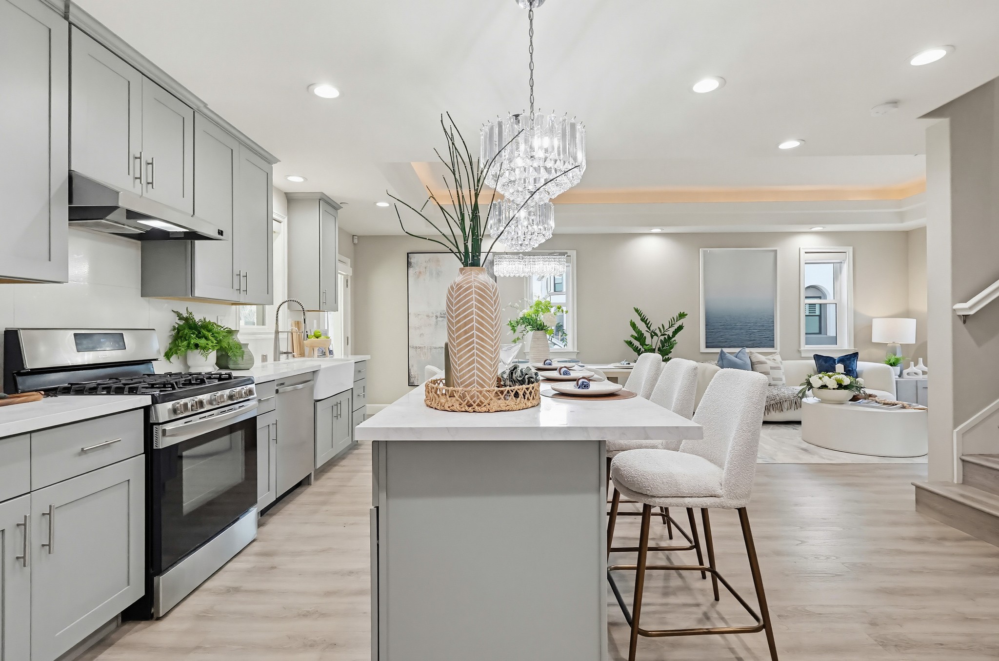 Virtual tour photo 21 of 75 for 432 S Alhambra Ave Unit H