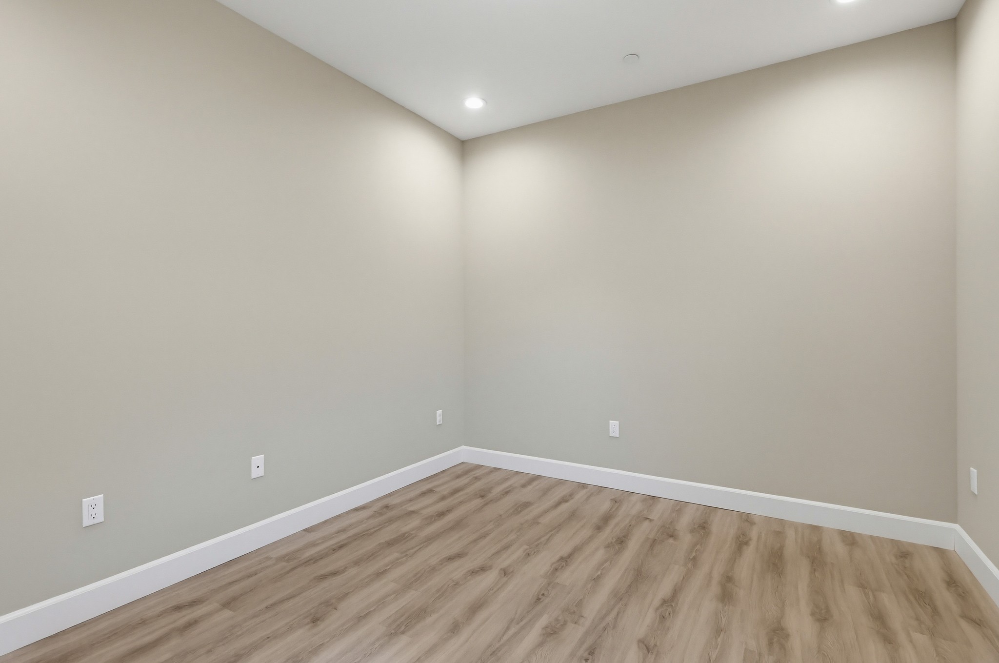 Virtual tour photo 47 of 75 for 432 S Alhambra Ave Unit H