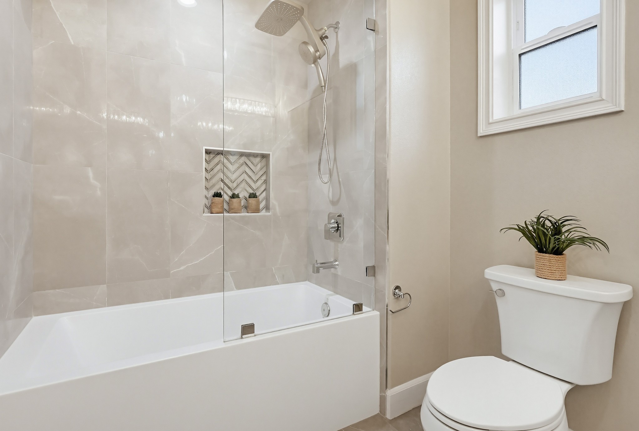 Virtual tour photo 67 of 75 for 432 S Alhambra Ave Unit H