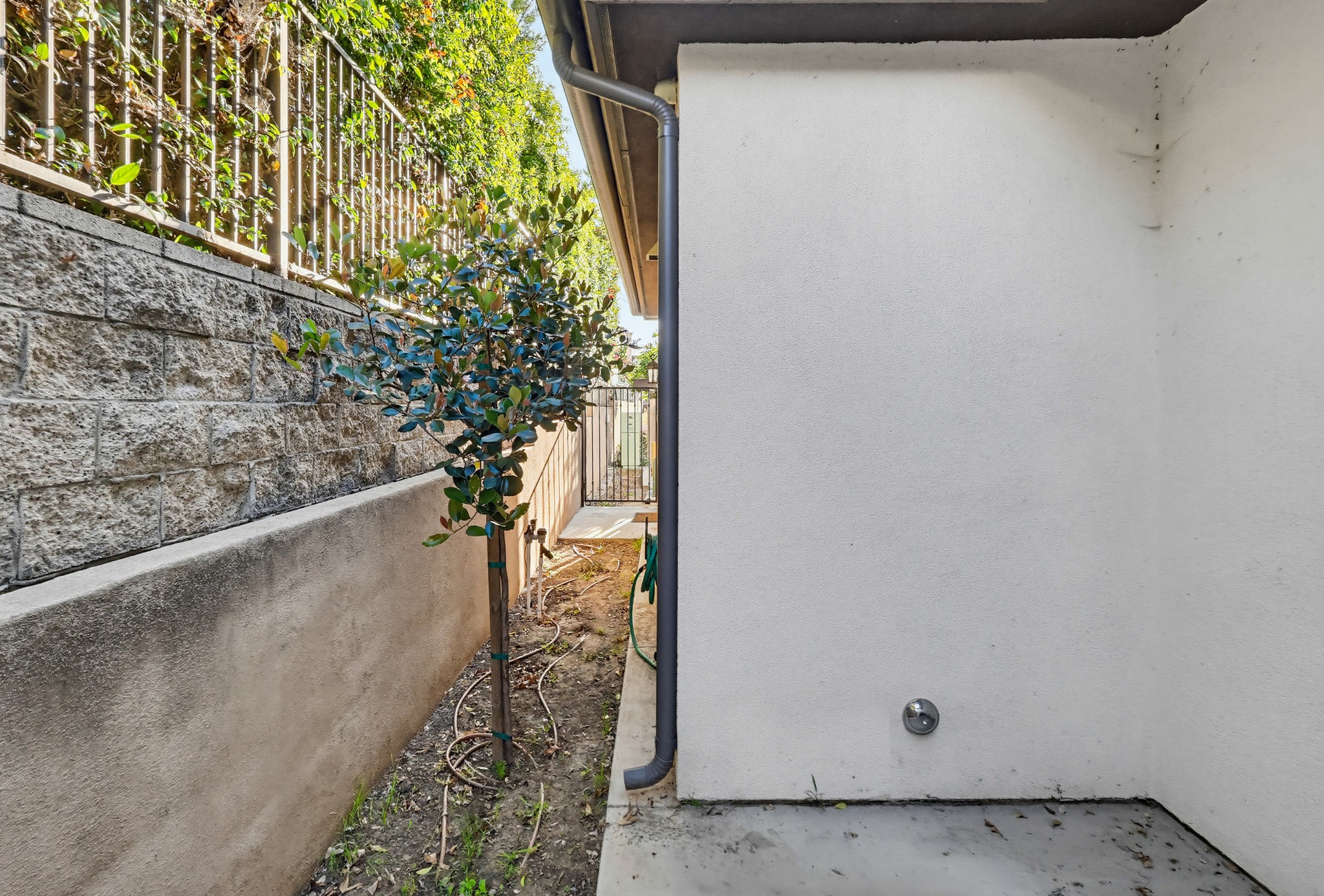Virtual tour photo 72 of 75 for 432 S Alhambra Ave Unit H