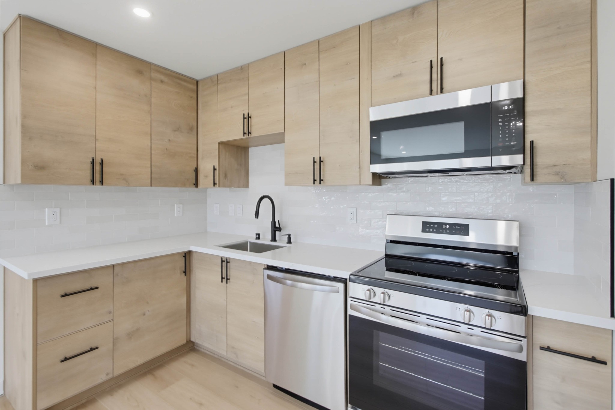 Virtual tour photo 16 of 44 for 4320 Olney St