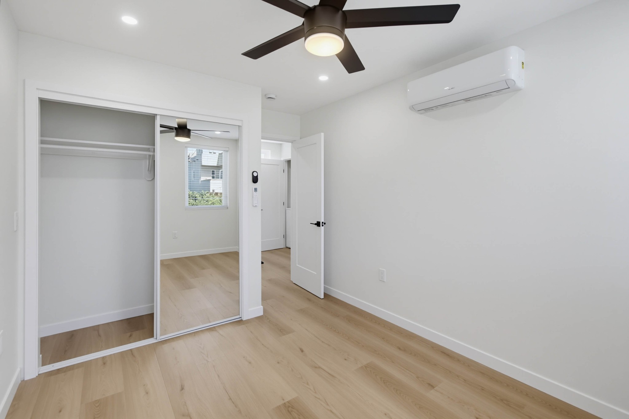 Virtual tour photo 28 of 44 for 4320 Olney St