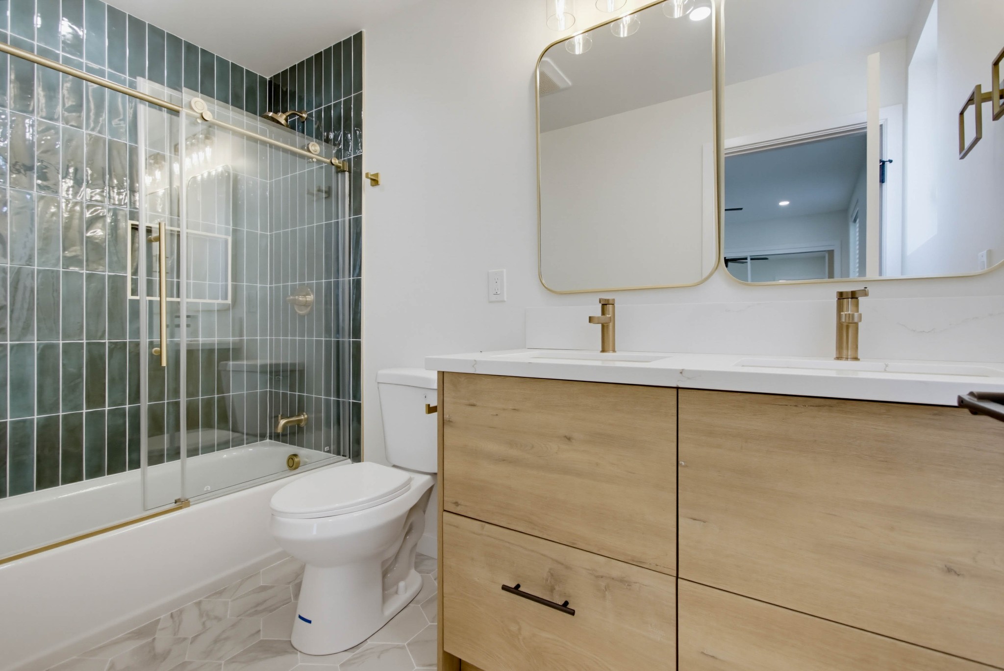 Virtual tour photo 34 of 44 for 4320 Olney St