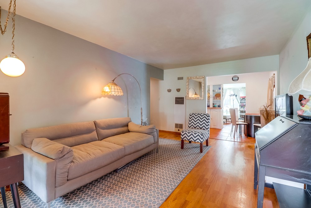 Virtual tour photo 6 of 26 for 4321 Tecumseh Way