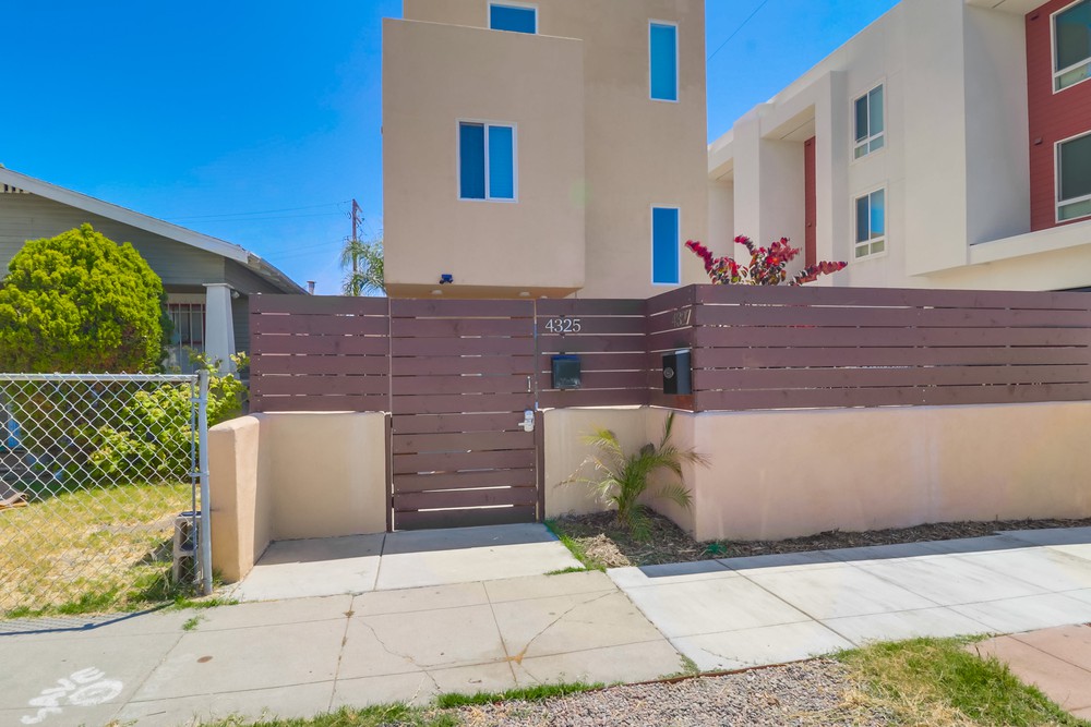 Virtual tour photo 4 of 76 for 4325 38th St