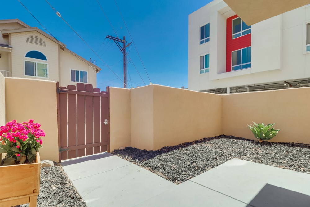 Virtual tour photo 48 of 76 for 4325 38th St