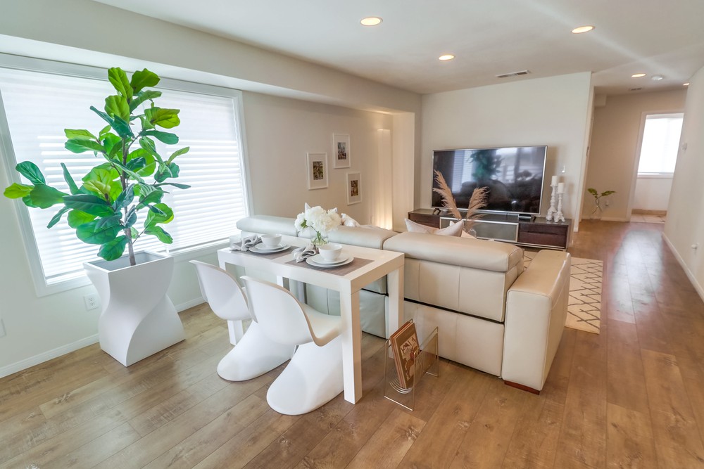 Virtual tour photo 11 of 76 for 4325 38th St