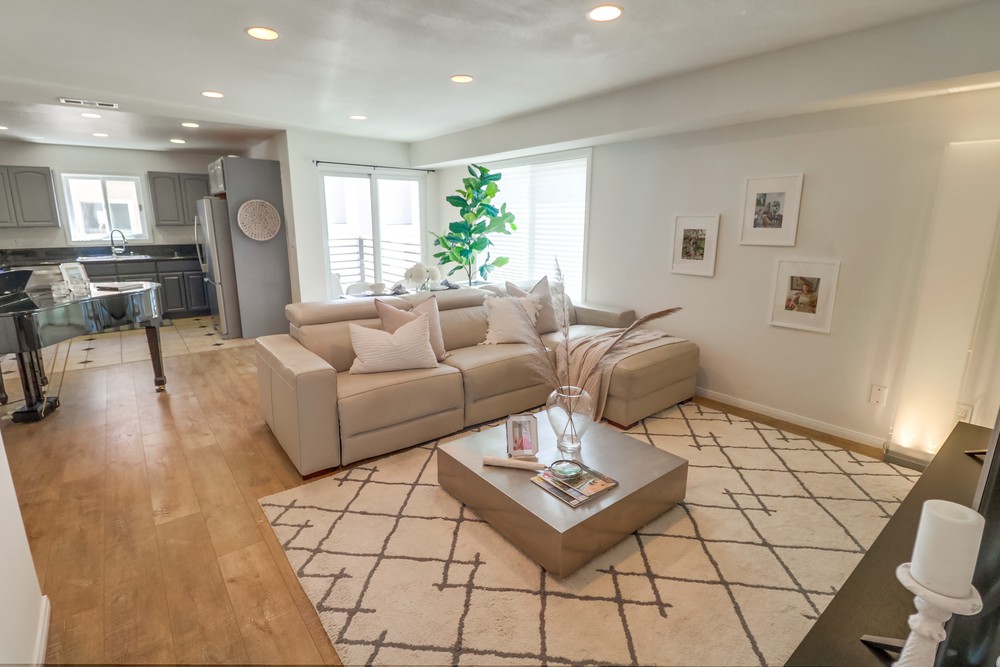 Virtual tour photo 16 of 76 for 4325 38th St