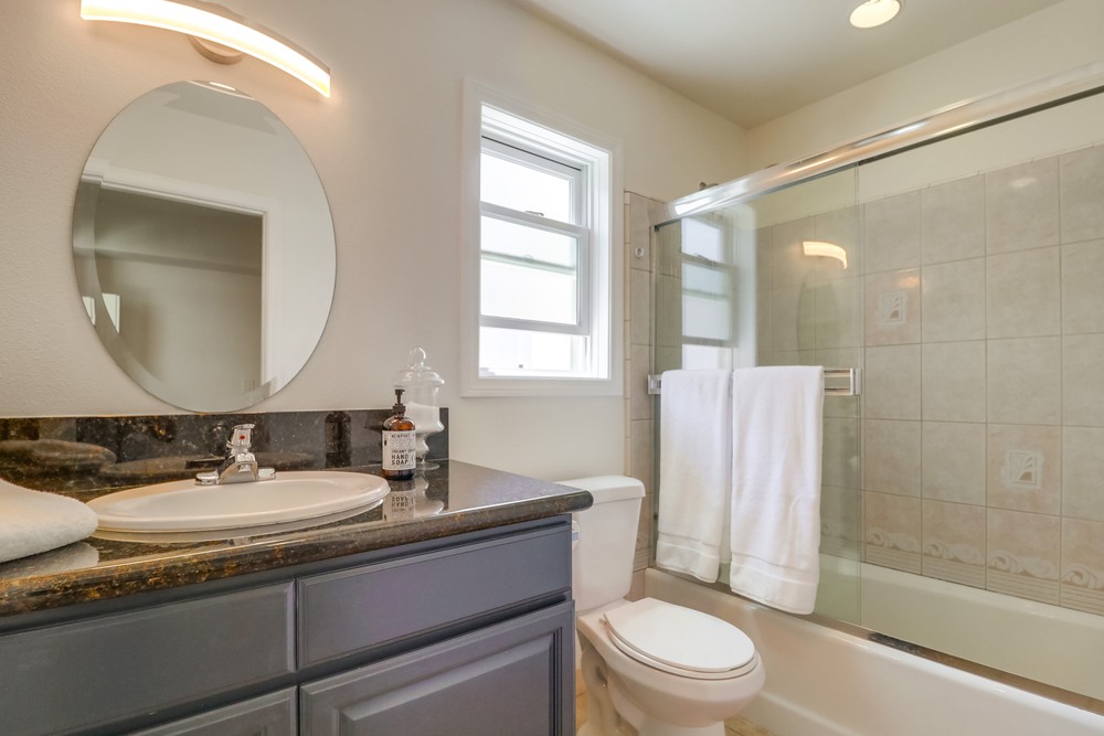 Virtual tour photo 30 of 76 for 4325 38th St