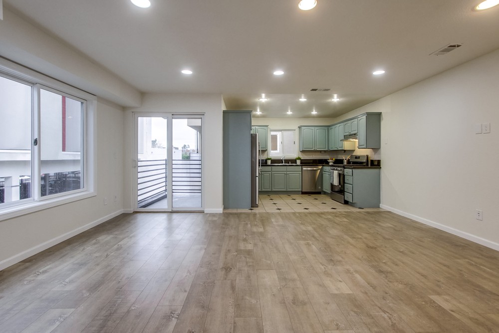 Virtual tour photo 12 of 73 for 4325 38th St