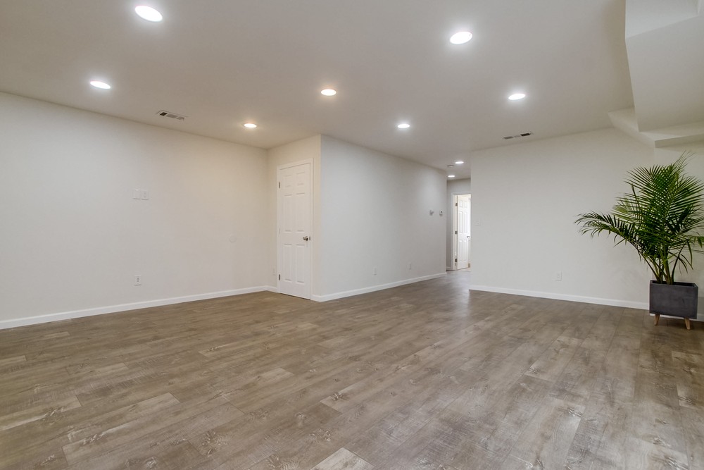 Virtual tour photo 14 of 73 for 4325 38th St