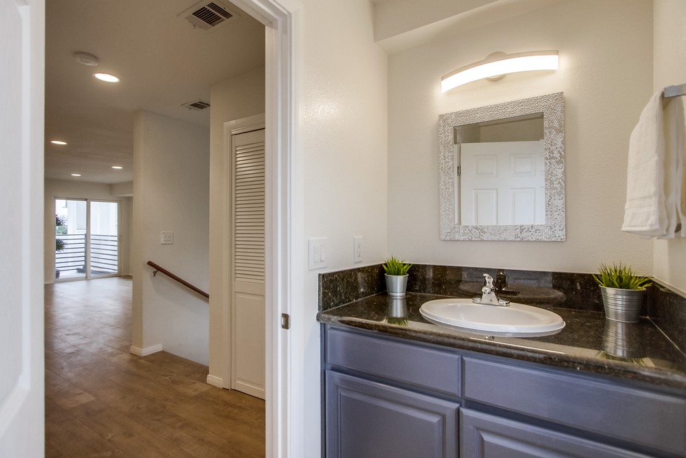 Virtual tour photo 47 of 73 for 4325 38th St
