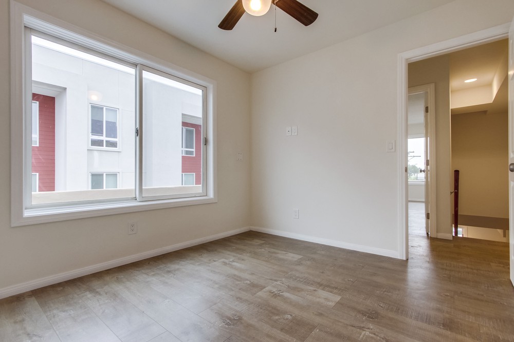 Virtual tour photo 57 of 73 for 4325 38th St