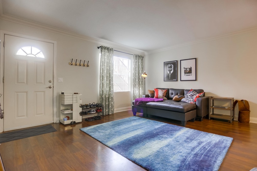 Virtual tour photo 10 of 31 for 4327 Swift Ave UNIT 2