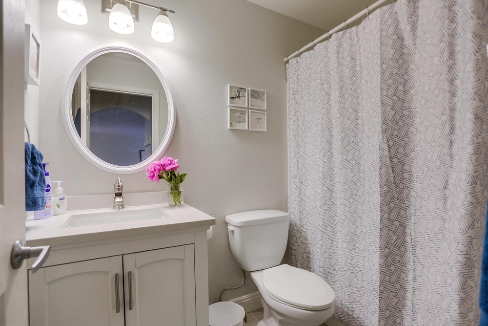Virtual tour photo 29 of 31 for 4327 Swift Ave UNIT 2