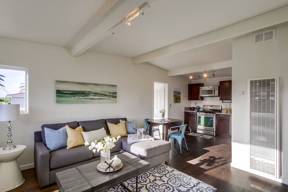 Virtual tour photo 5 of 32 for 4328 Asher St