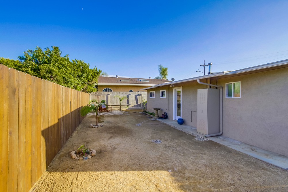 Virtual tour photo 24 of 32 for 4328 Asher St