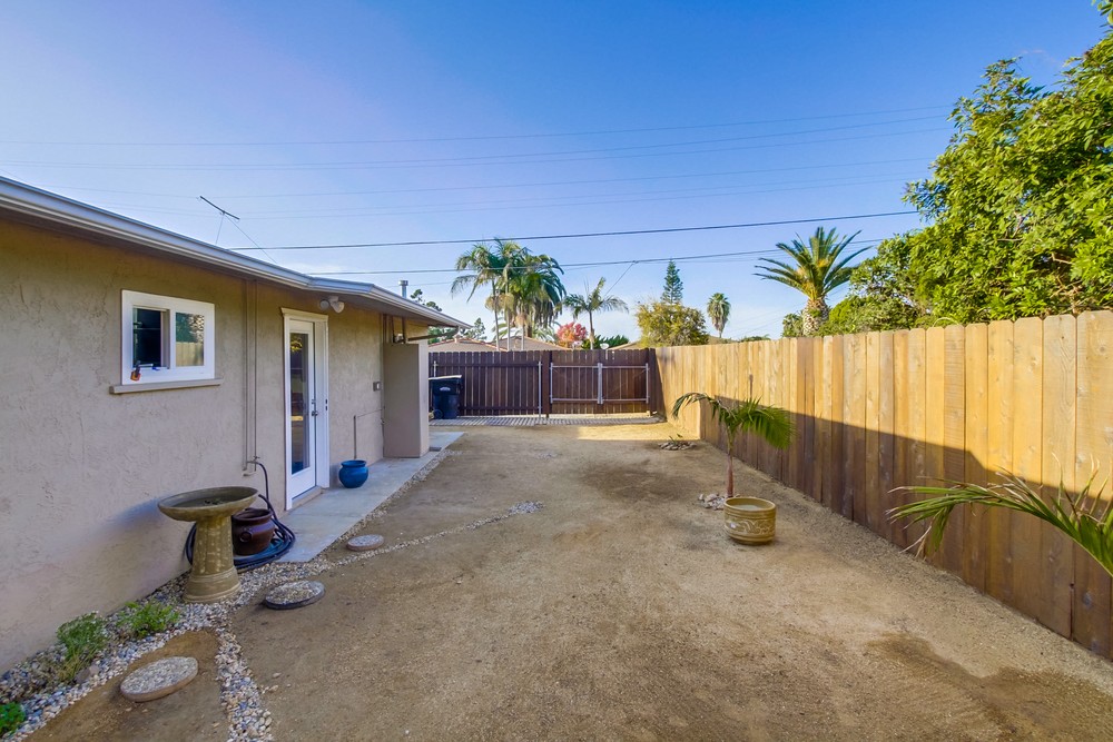 Virtual tour photo 27 of 32 for 4328 Asher St