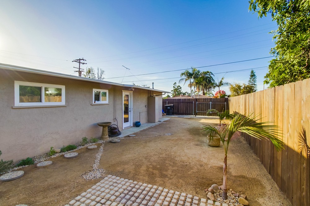 Virtual tour photo 29 of 32 for 4328 Asher St