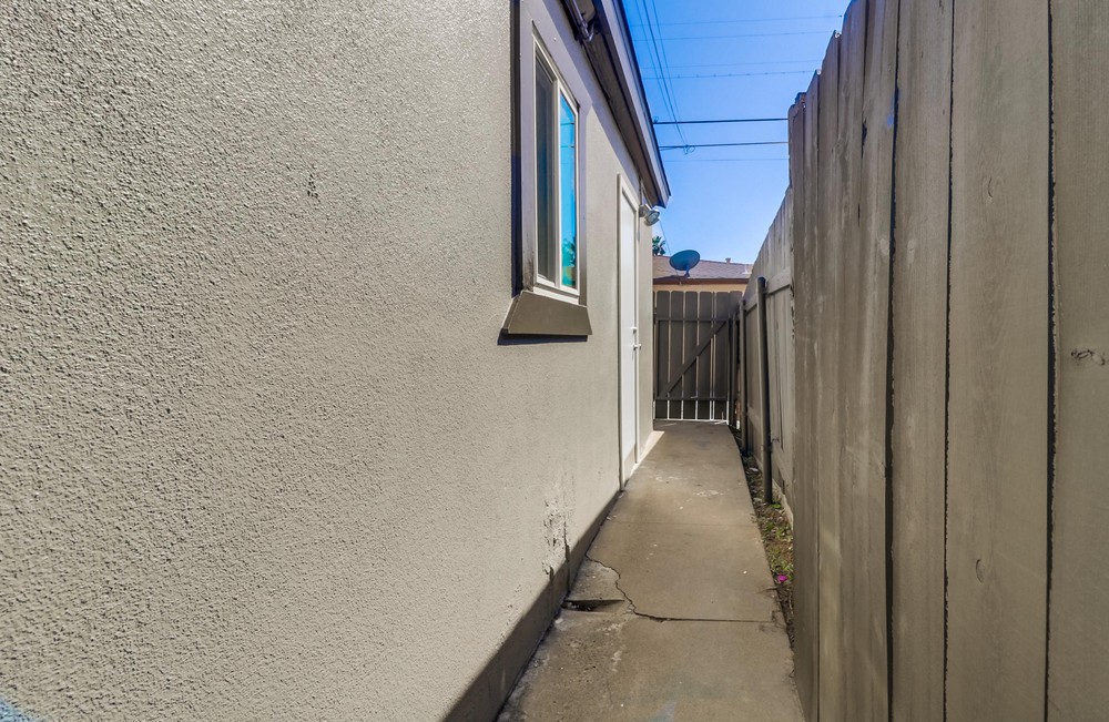 Virtual tour photo 31 of 33 for 4328 Gresham St