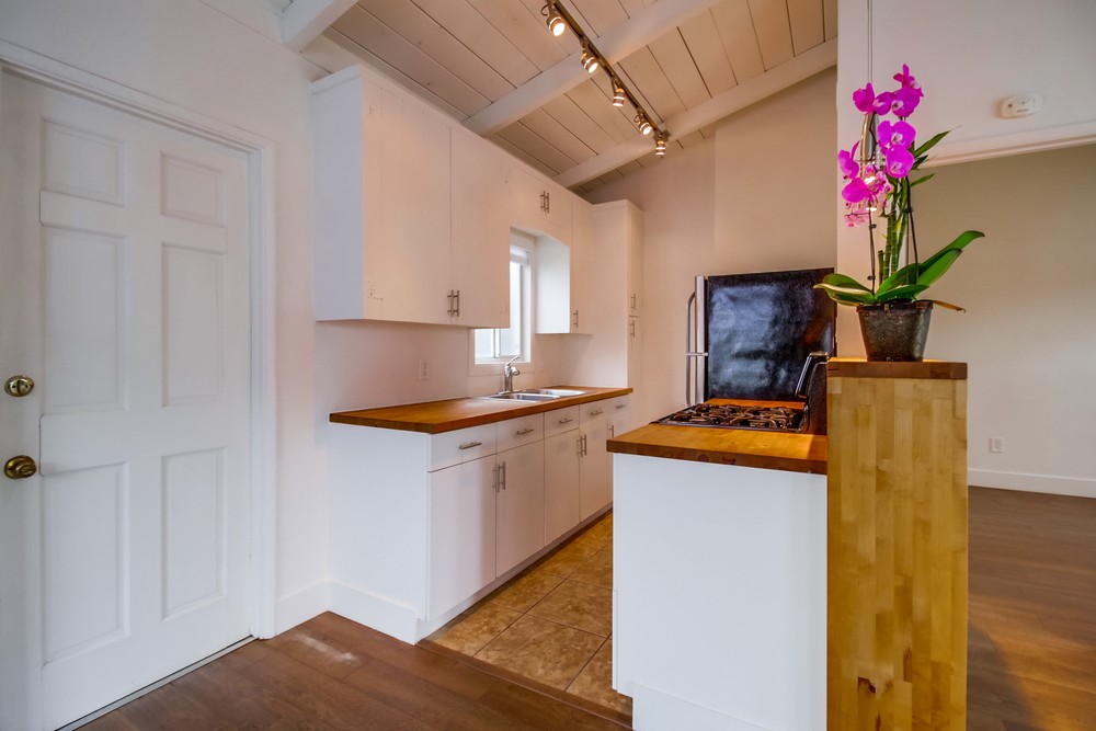 Virtual tour photo 9 of 17 for 4328 Gresham St