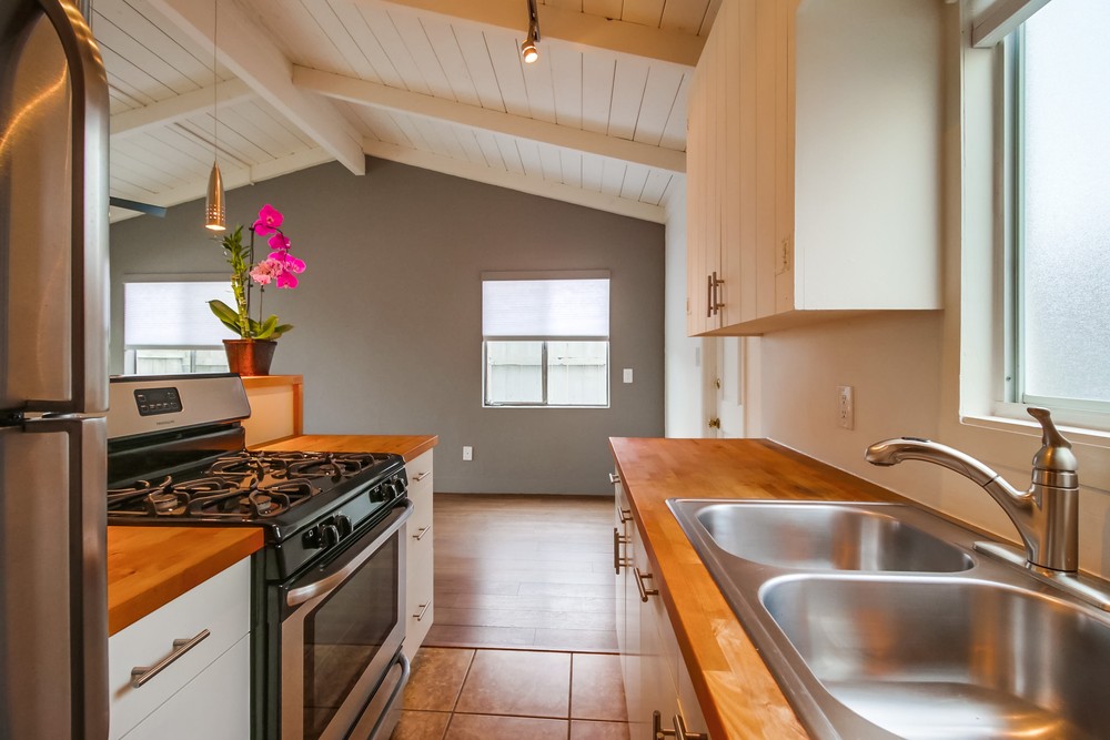 Virtual tour photo 13 of 17 for 4328 Gresham St