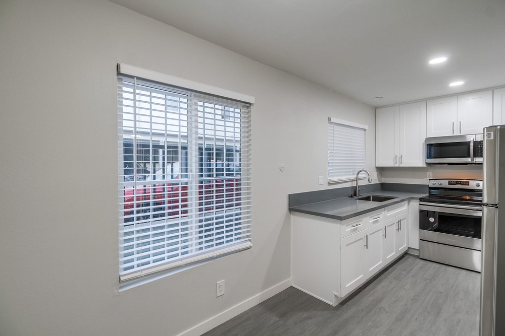 Virtual tour photo 15 of 76 for 4330 53rd St