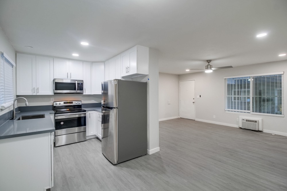 Virtual tour photo 17 of 76 for 4330 53rd St
