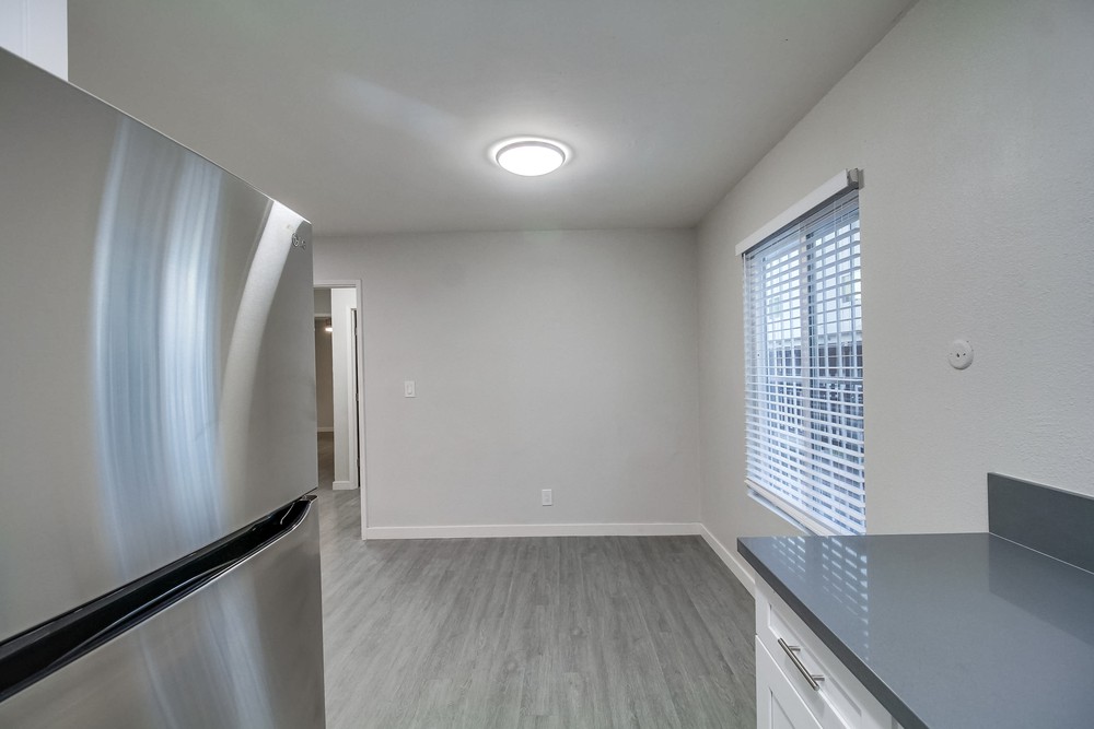 Virtual tour photo 20 of 76 for 4330 53rd St