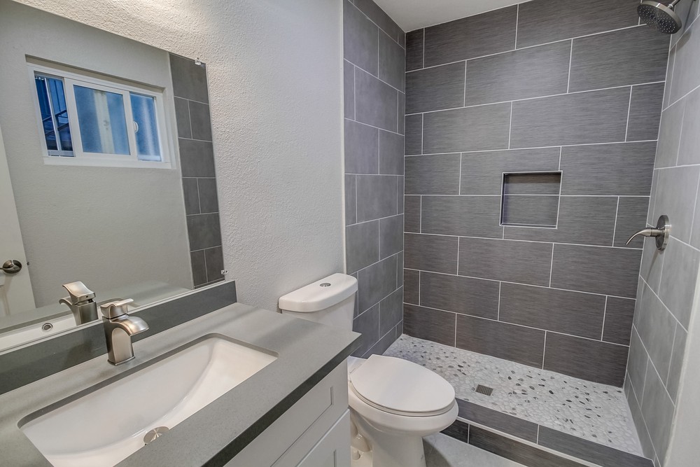 Virtual tour photo 28 of 76 for 4330 53rd St