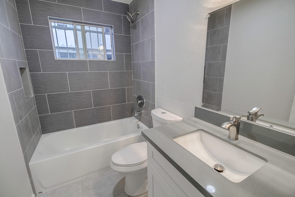 Virtual tour photo 35 of 76 for 4330 53rd St