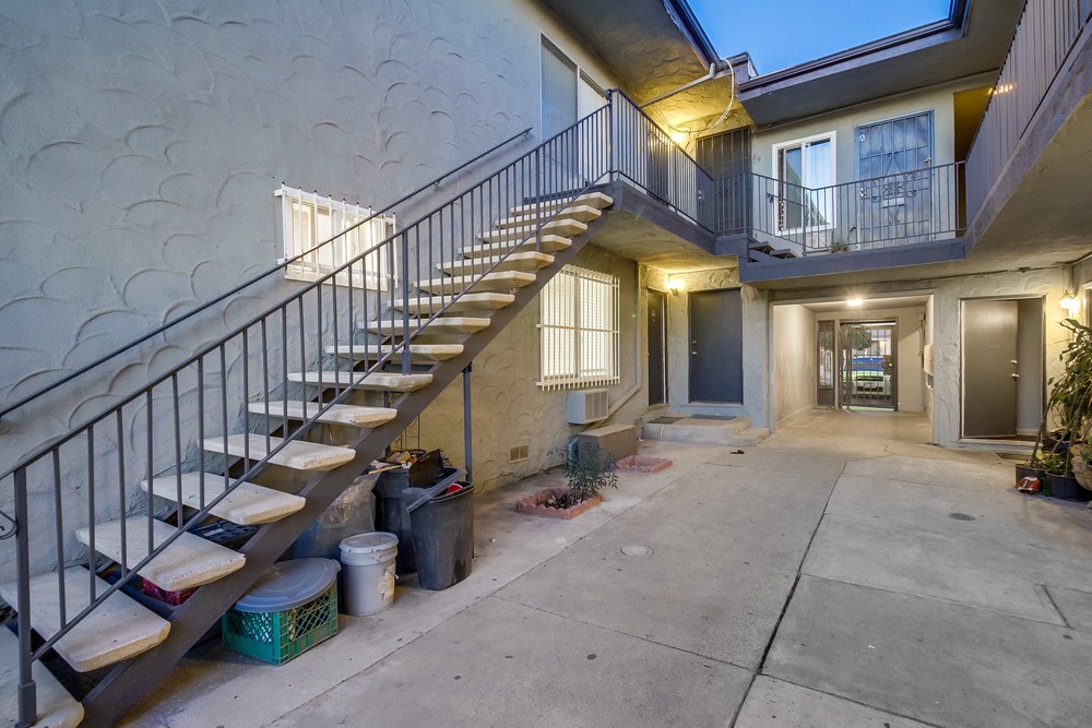 Virtual tour photo 40 of 76 for 4330 53rd St
