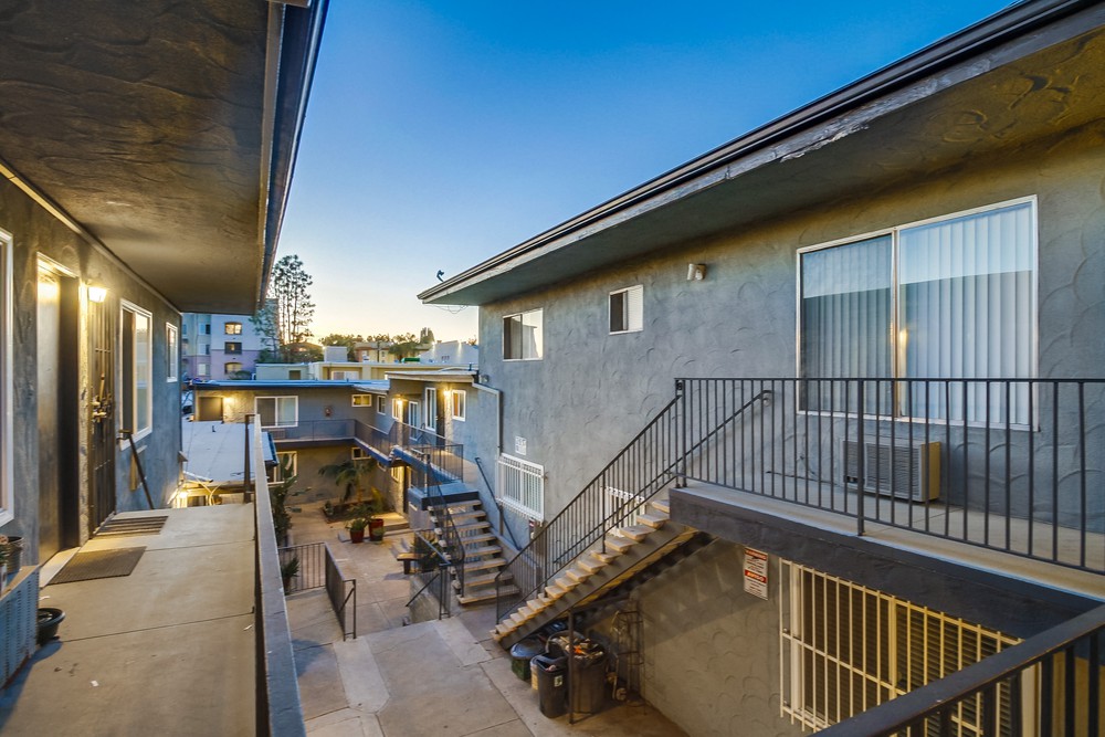 Virtual tour photo 42 of 76 for 4330 53rd St