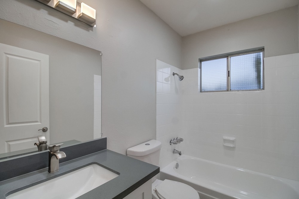 Virtual tour photo 61 of 76 for 4330 53rd St