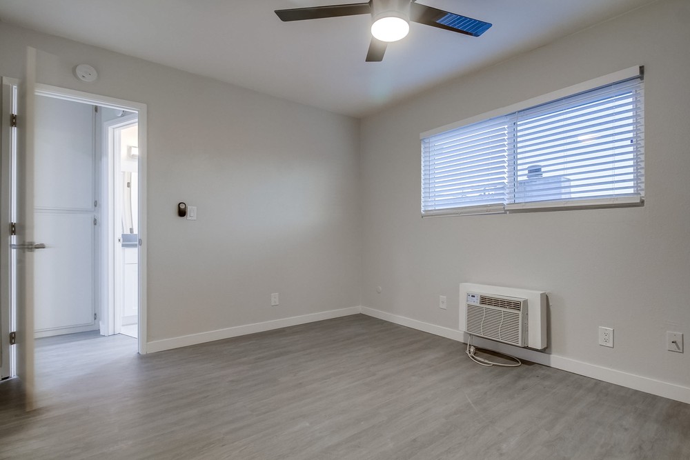 Virtual tour photo 64 of 76 for 4330 53rd St