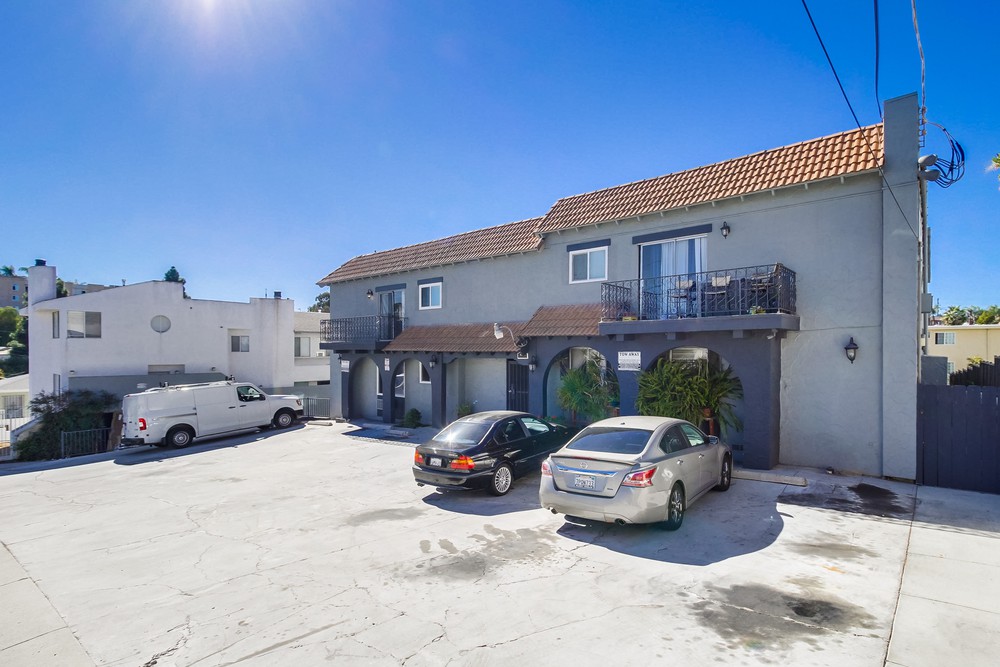 Virtual tour photo 3 of 49 for 4330 53rd St