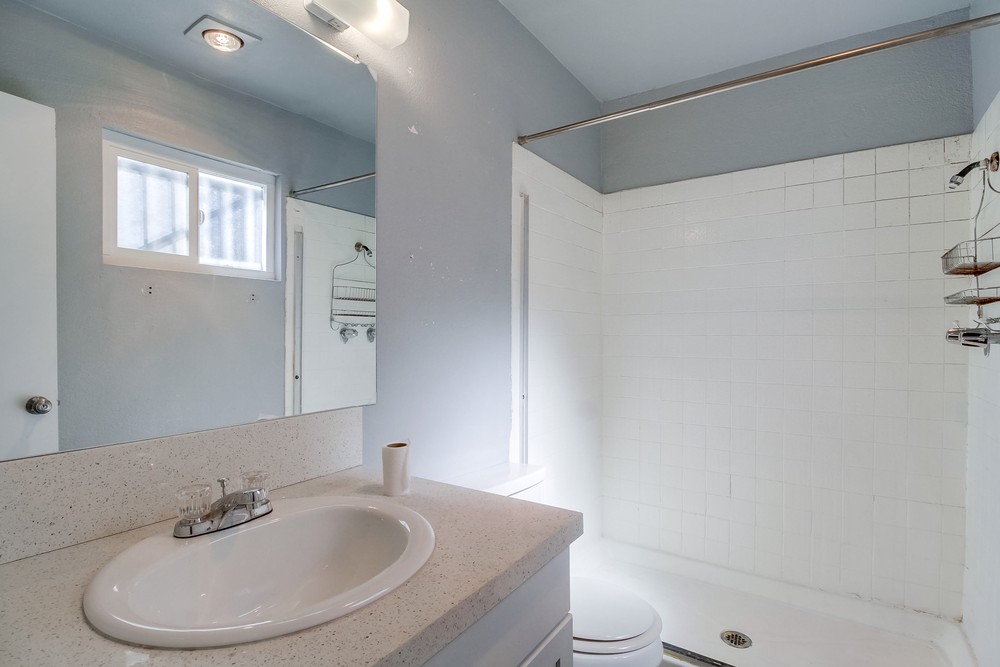 Virtual tour photo 24 of 49 for 4330 53rd St