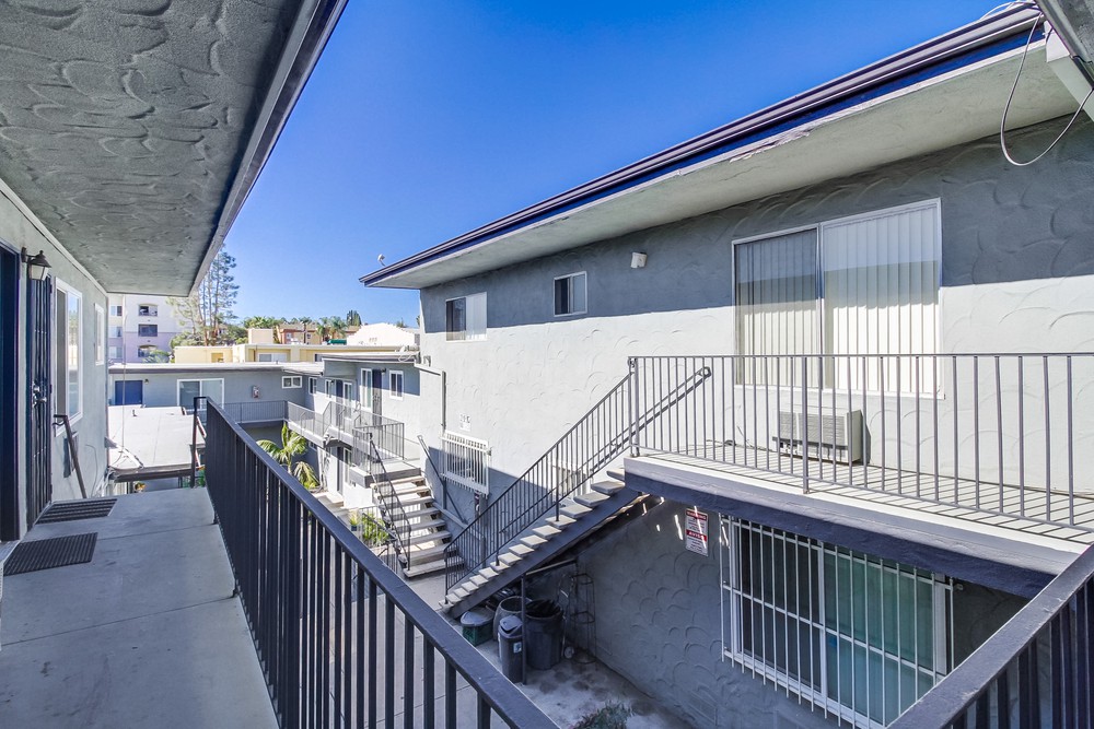Virtual tour photo 30 of 49 for 4330 53rd St