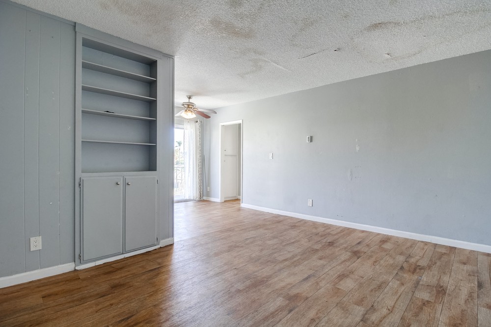 Virtual tour photo 33 of 49 for 4330 53rd St