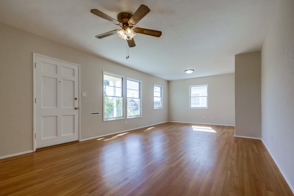 Virtual tour photo 9 of 35 for 4332 E Overlook Dr