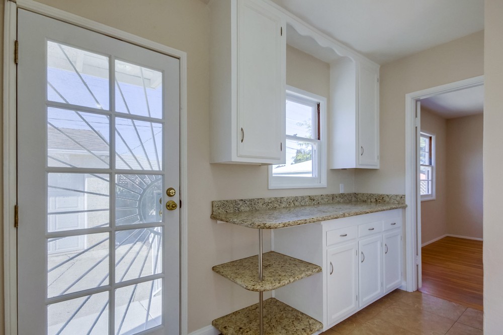 Virtual tour photo 17 of 35 for 4332 E Overlook Dr