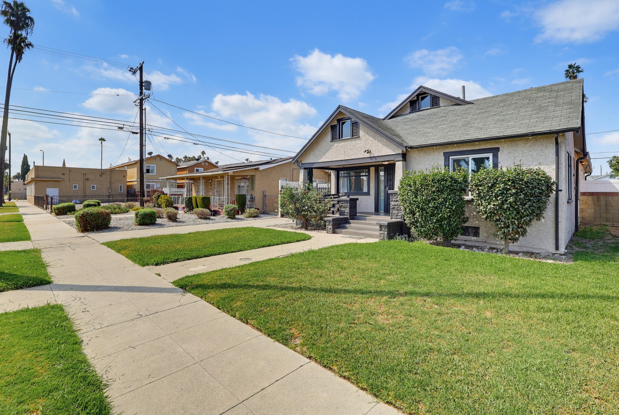 Virtual tour photo 3 of 74 for 4339 2nd Ave