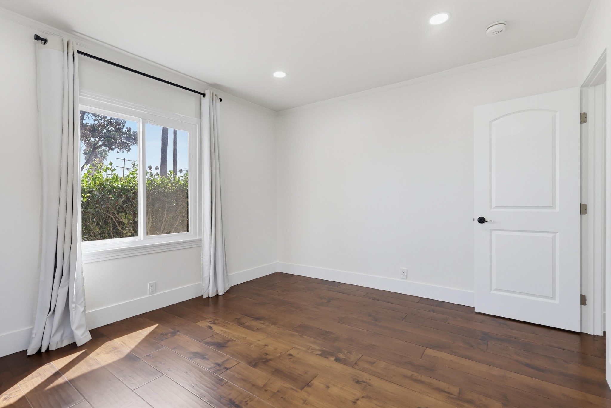 Virtual tour photo 34 of 74 for 4339 2nd Ave