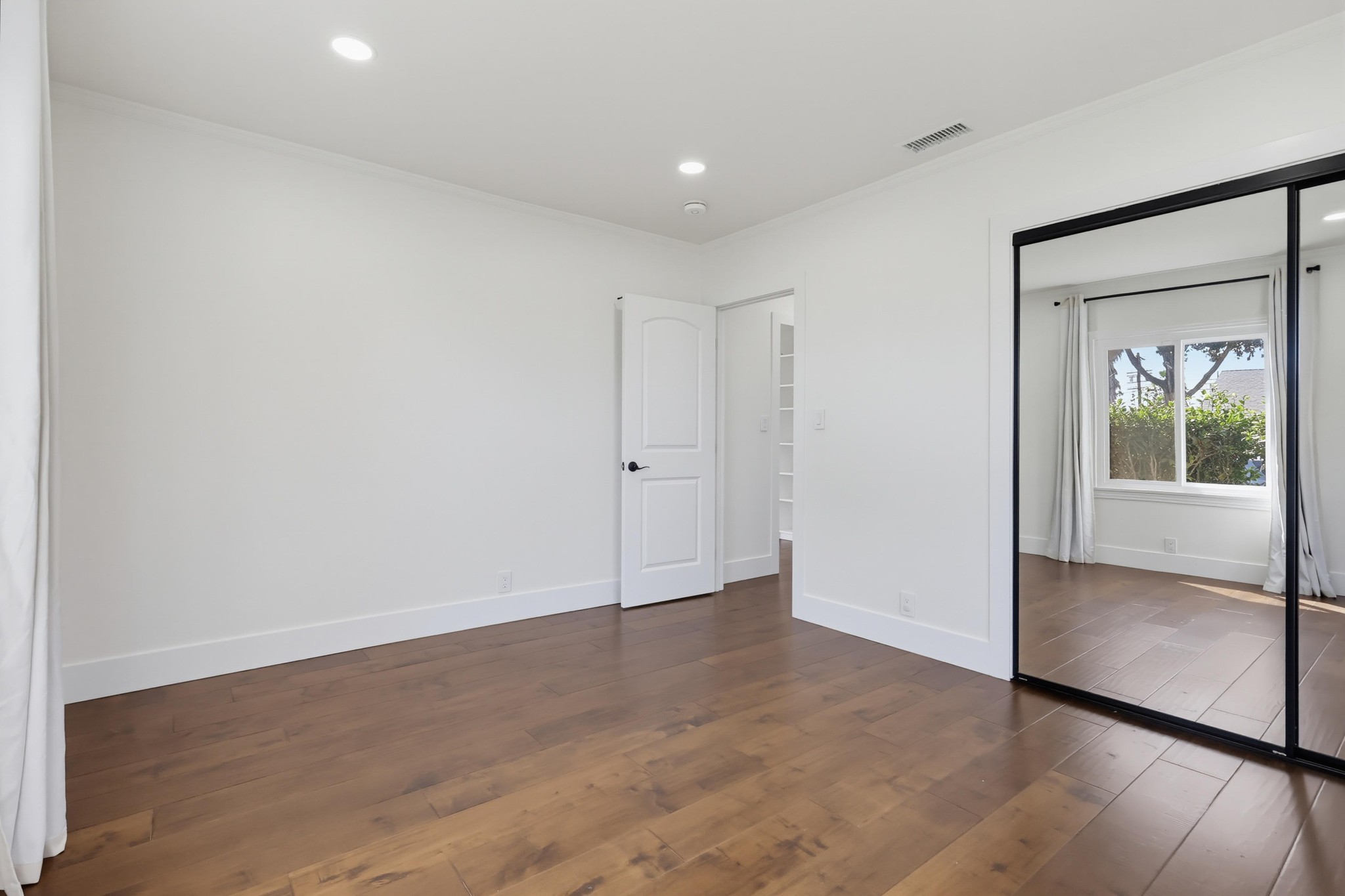 Virtual tour photo 35 of 74 for 4339 2nd Ave