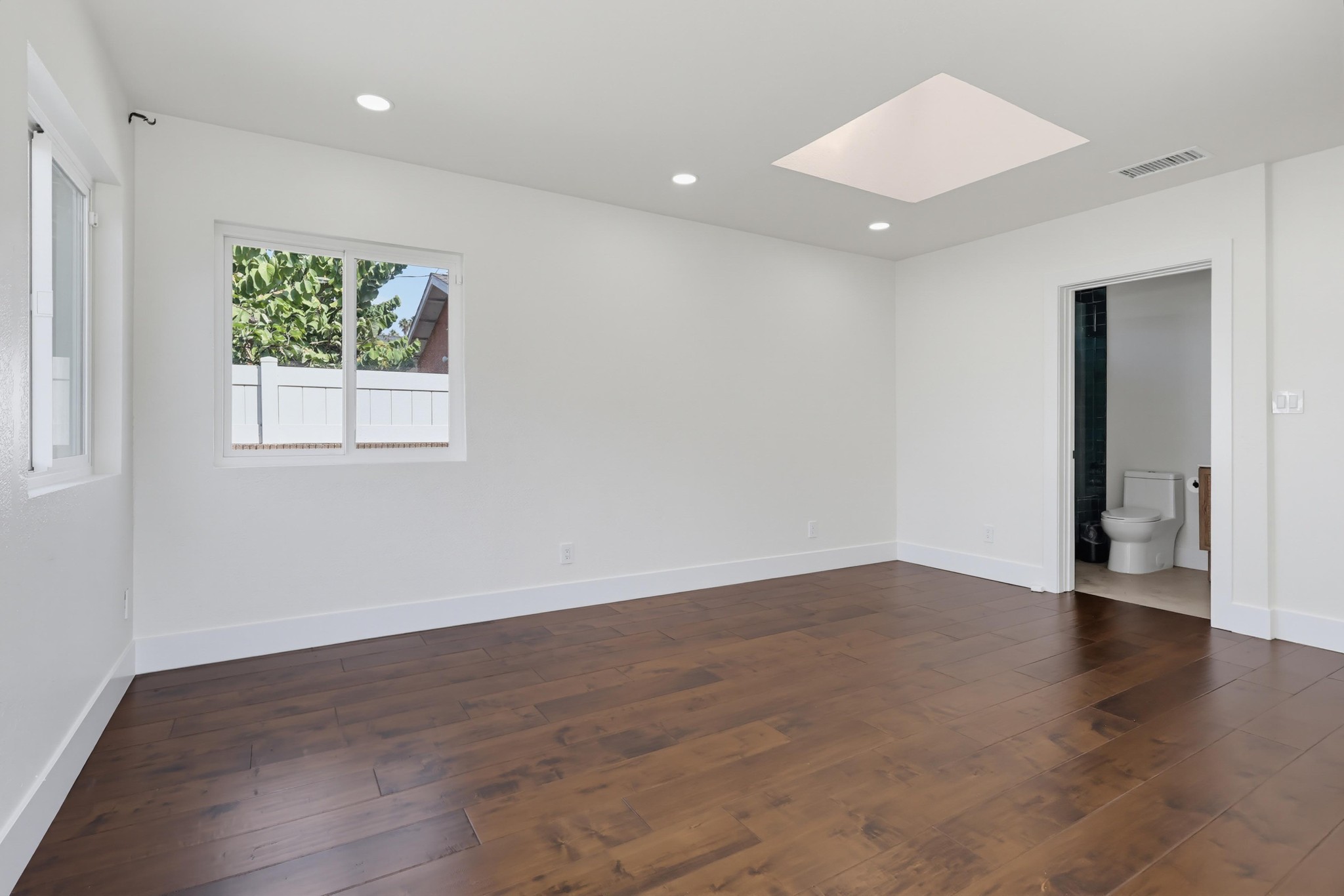 Virtual tour photo 53 of 74 for 4339 2nd Ave