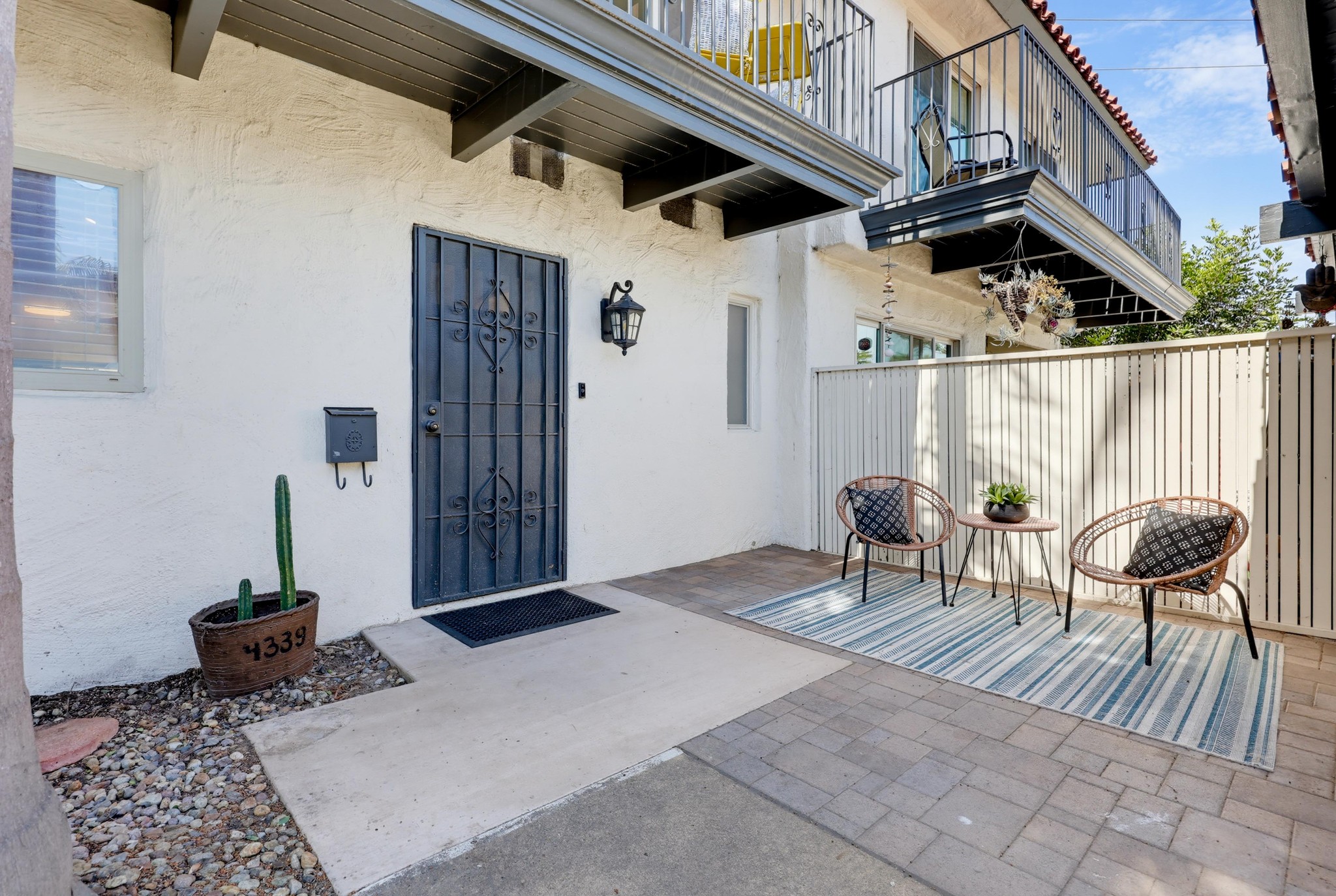 Virtual tour photo 14 of 91 for 4339 Loma Riviera Ct