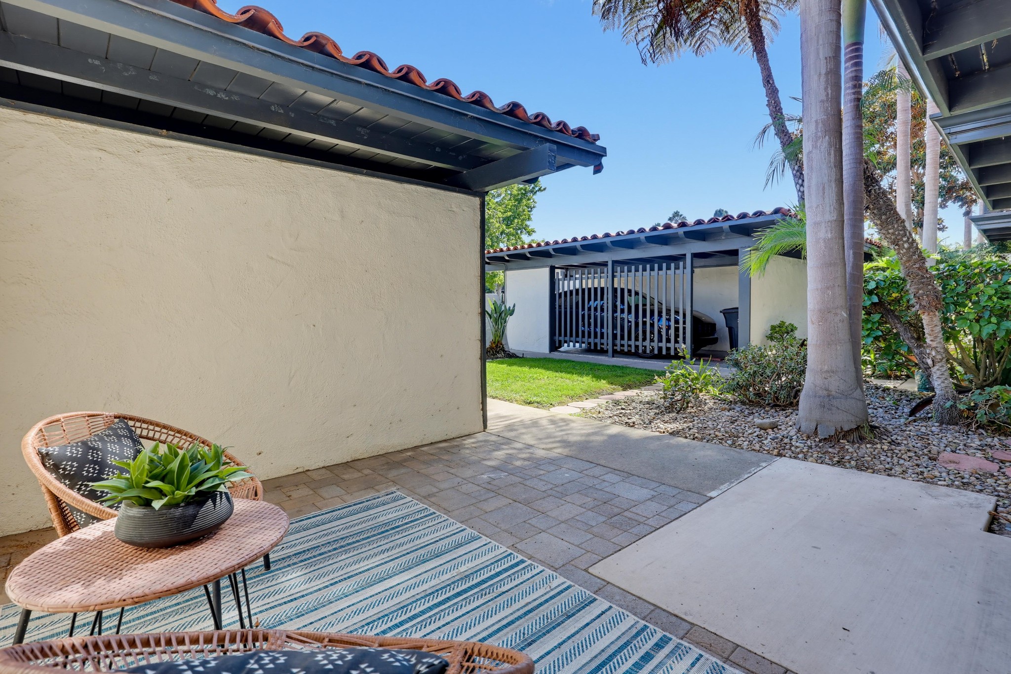 Virtual tour photo 17 of 91 for 4339 Loma Riviera Ct