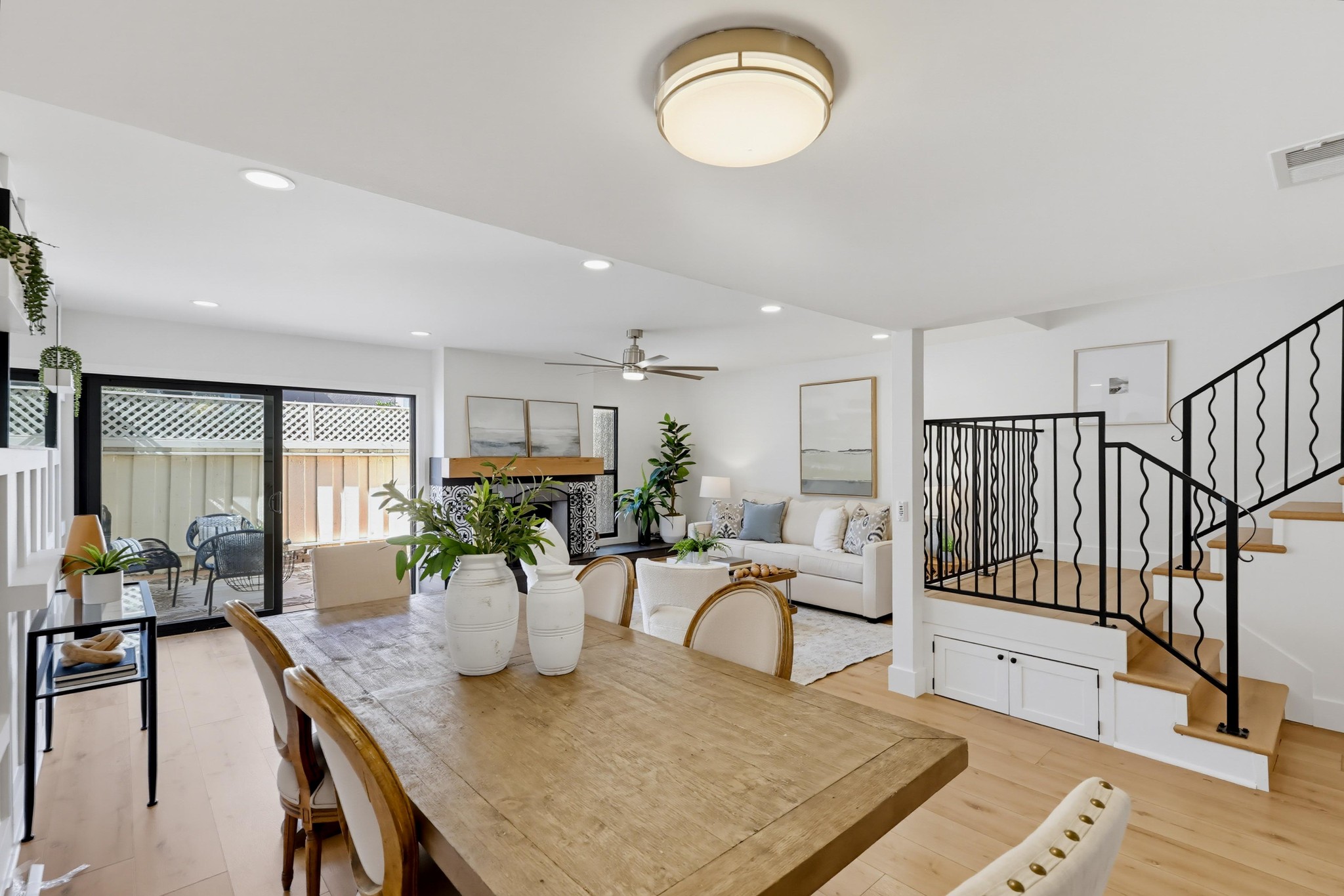 Virtual tour photo 30 of 91 for 4339 Loma Riviera Ct