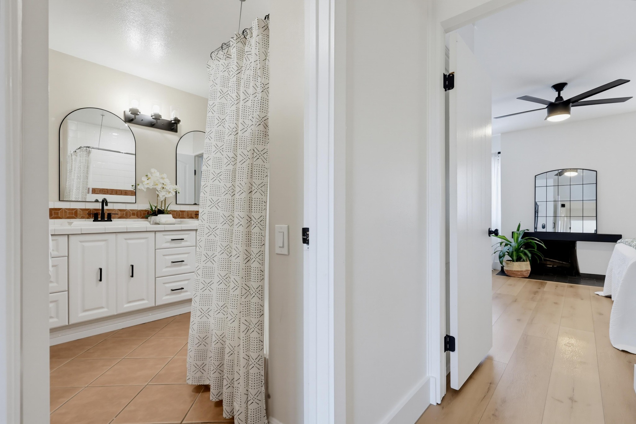 Virtual tour photo 64 of 91 for 4339 Loma Riviera Ct