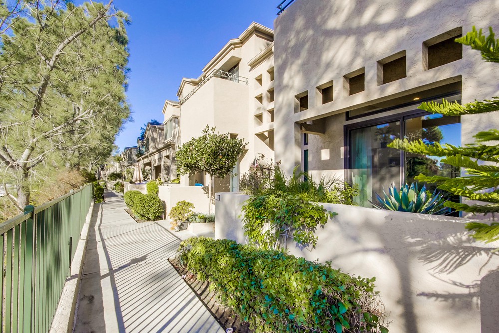 Virtual tour photo 7 of 54 for 4339 Nobel Dr UNIT 108